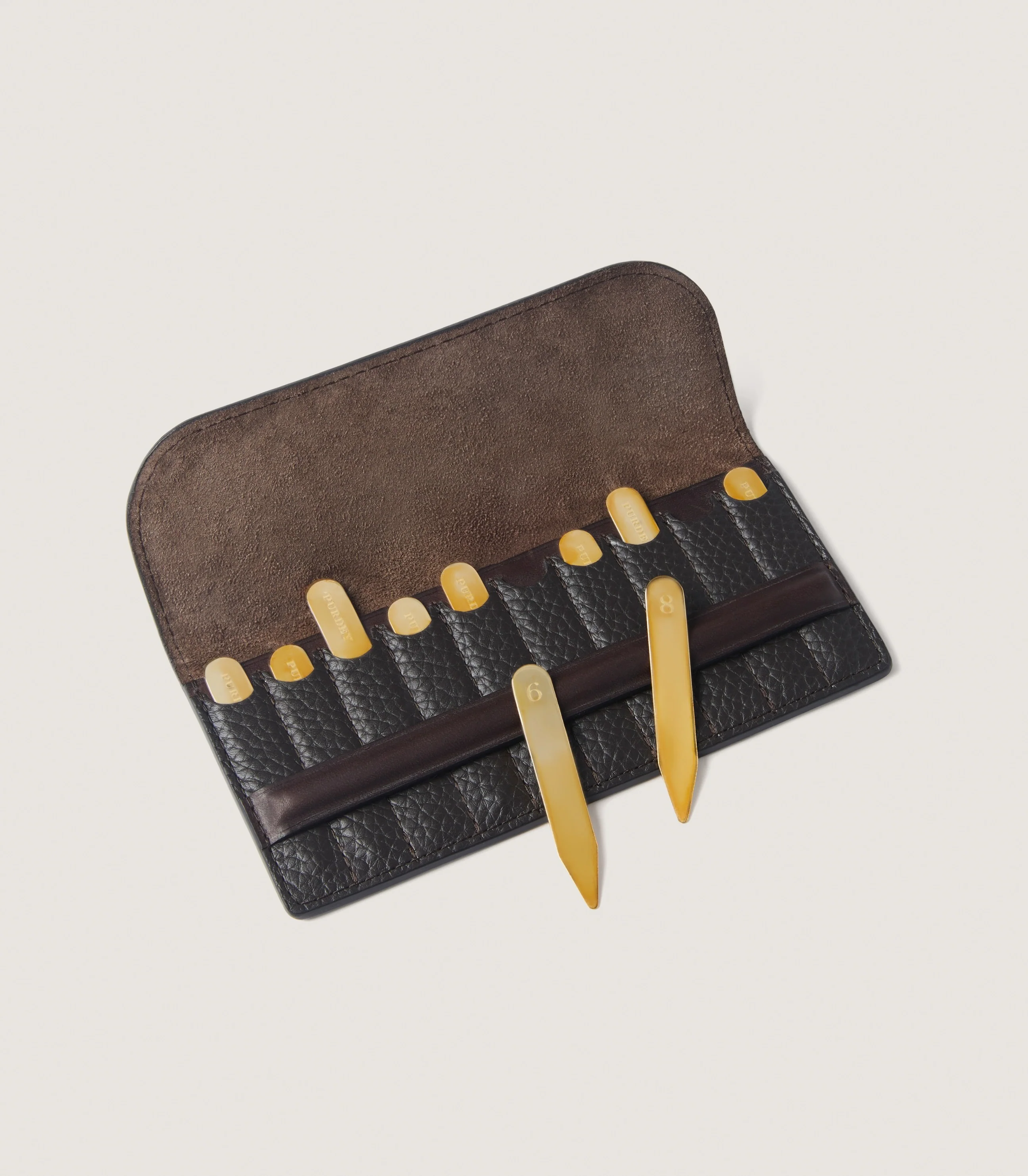 Featherburst Traditional Wallet Position Finder in Dark Brown - Image 3