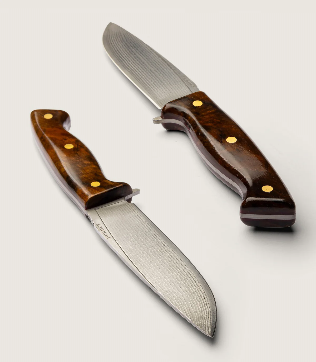 Flagstaff Hunter Knife - 5 inch In Walnut - Image 4