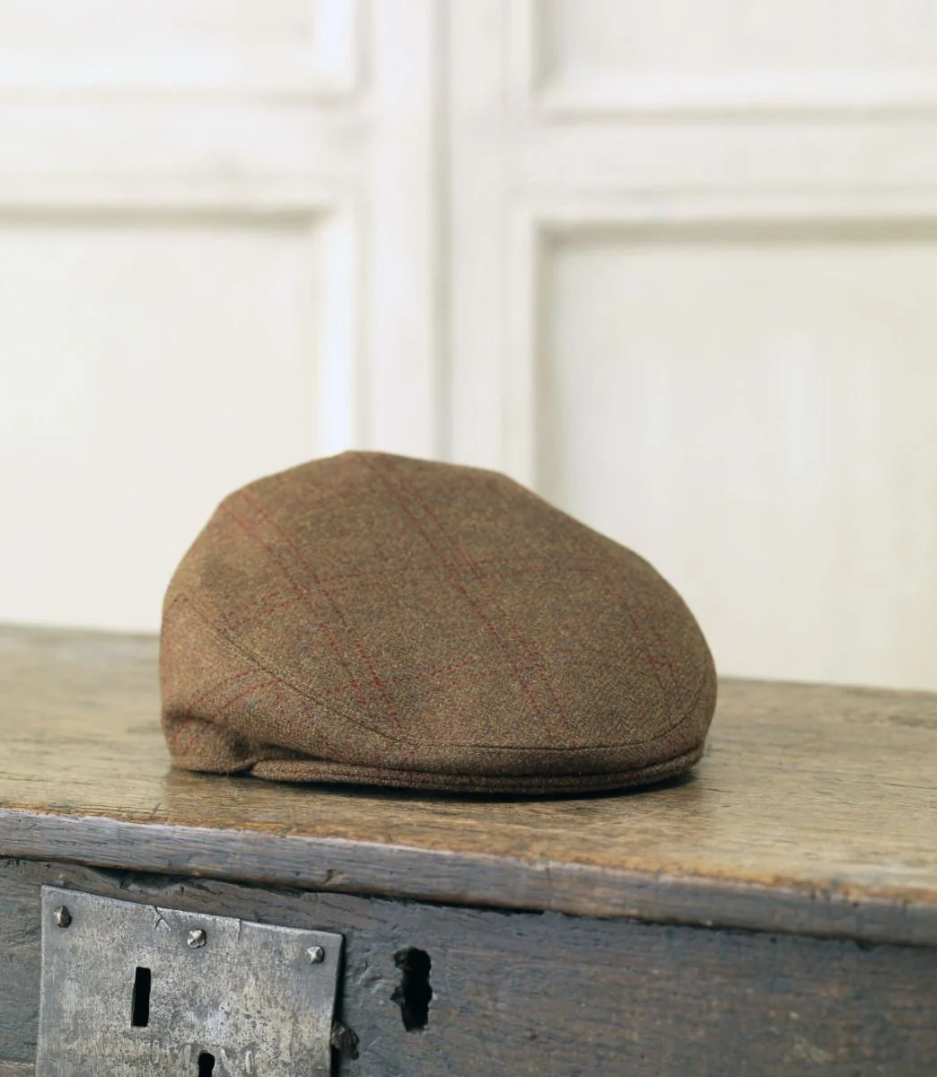 Litton Short Peak Tweed Cap In Audley - Image 4