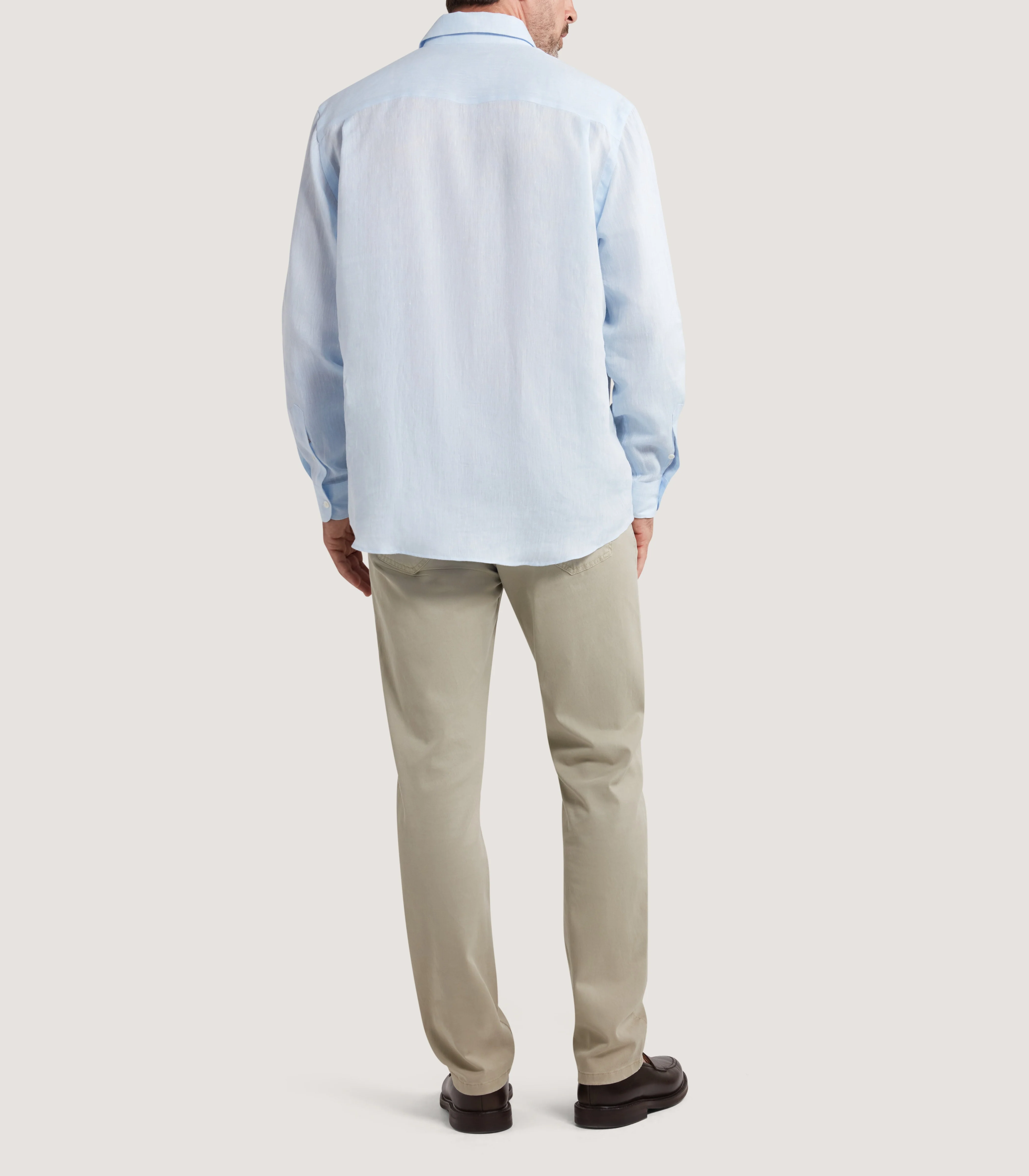 Men's Classic Linen Shirt in Cornflower Blue - Image 4