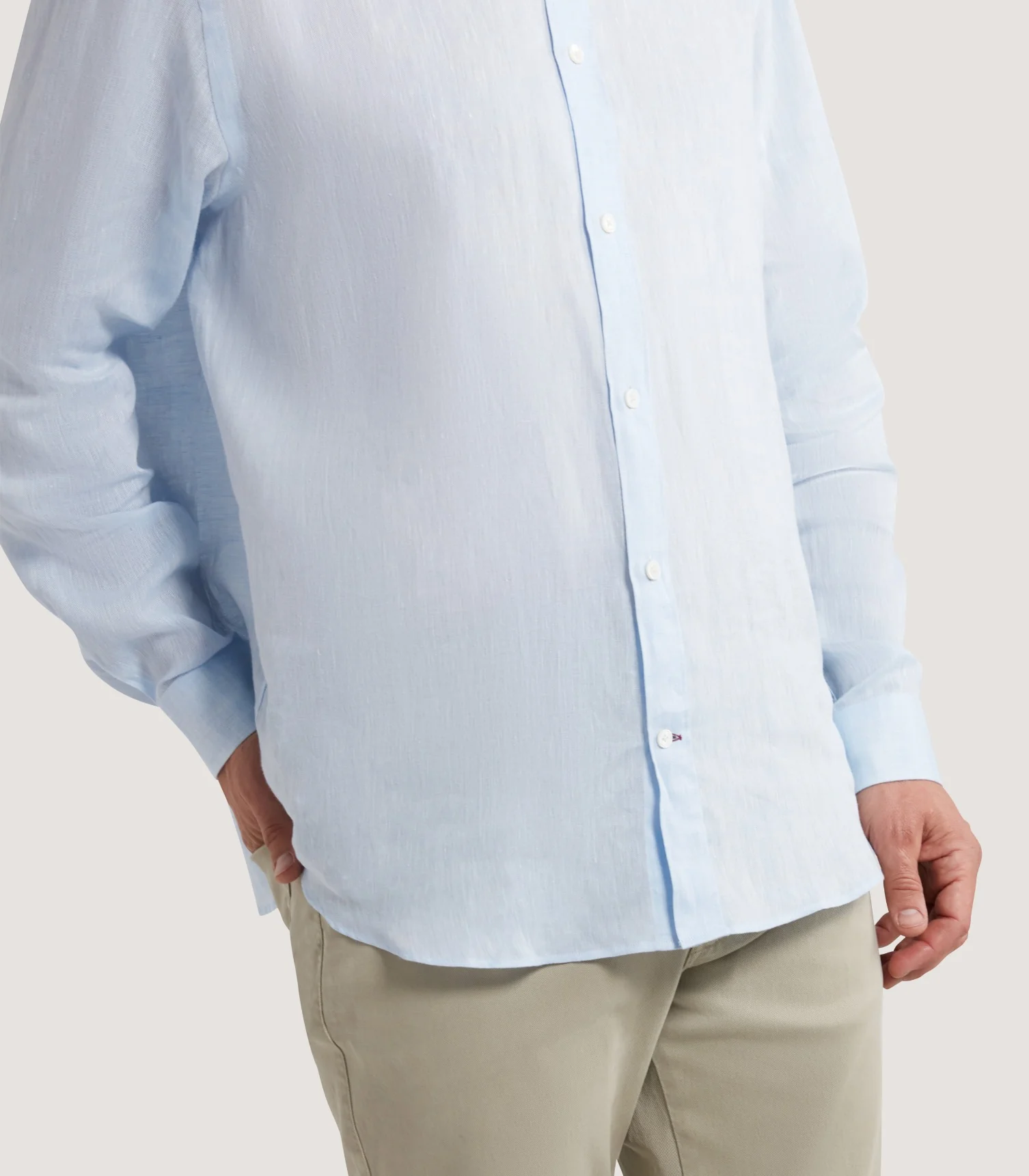 Men's Classic Linen Shirt in Cornflower Blue - Image 5