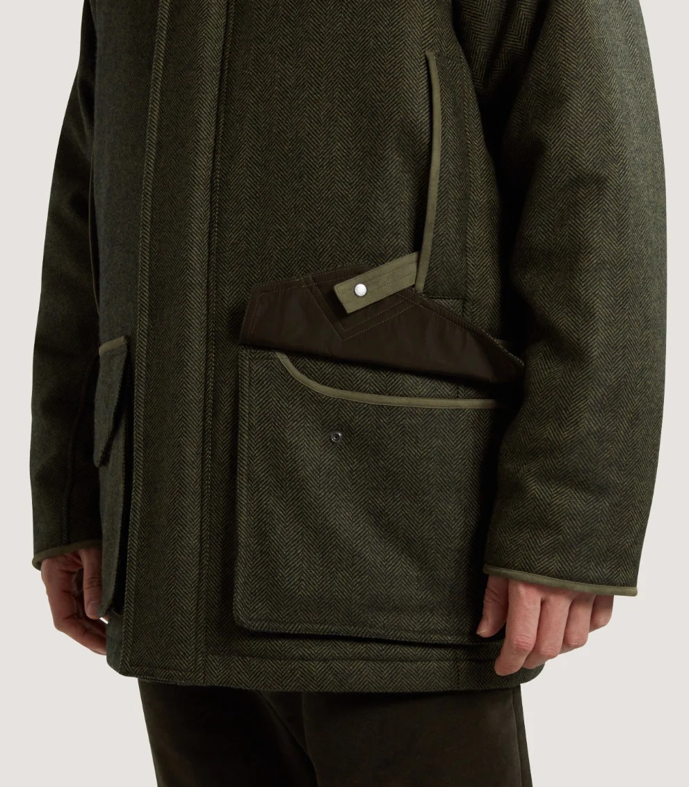 Men's Raglan Cashmere Tweed Field Coat in Dinmore - Image 5