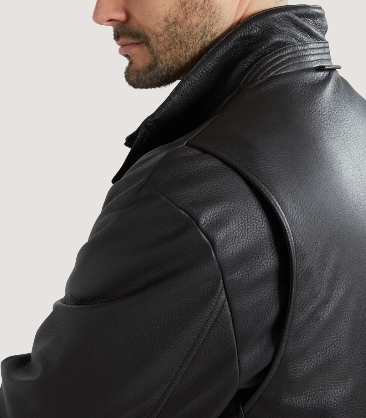 Men's Raglan Deerskin Field Coat in Dark Brown - Image 5