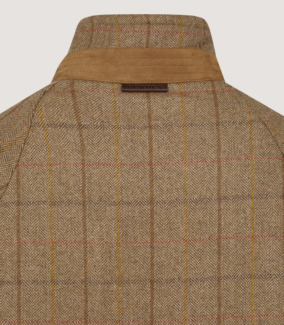 Men's Tweed Raglan Field Coat in Morar - Image 5
