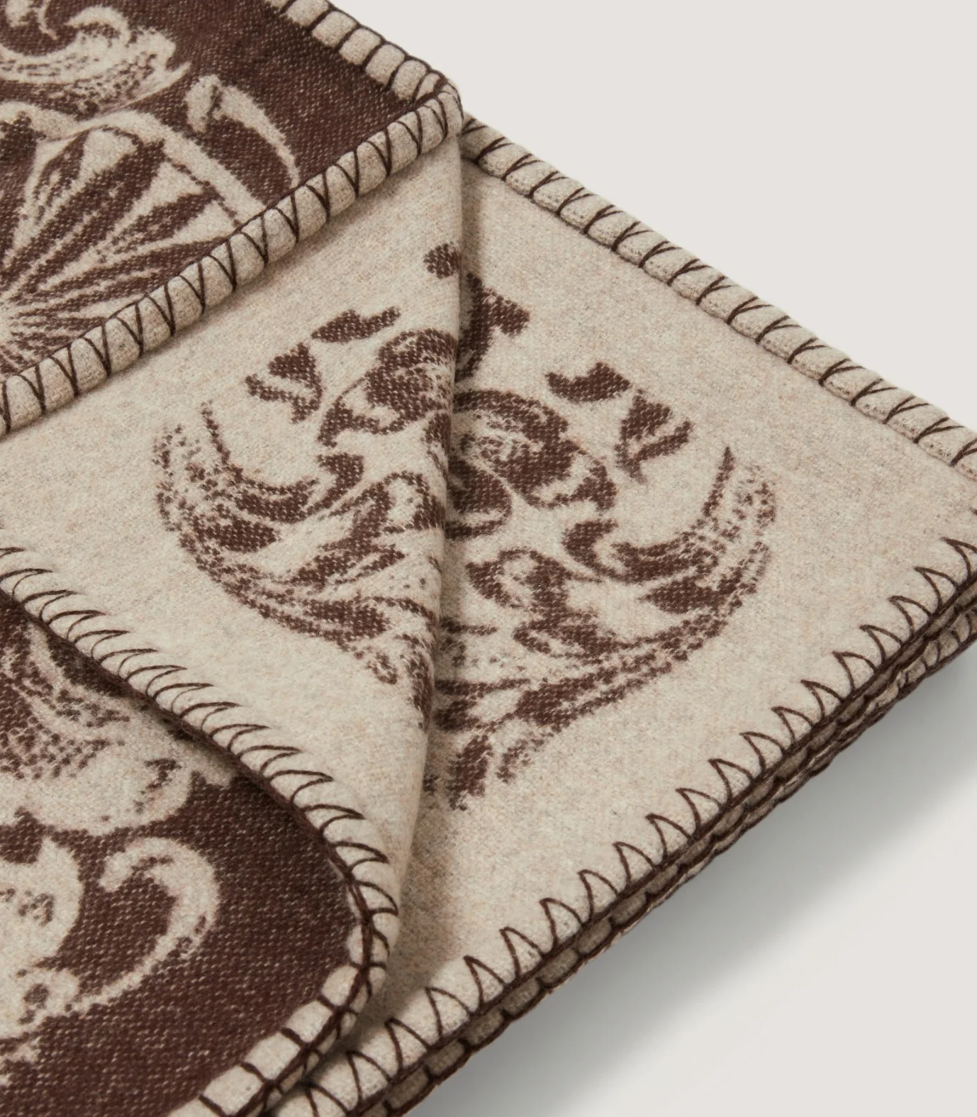 Rose and Scroll Landscape Blanket - Image 3