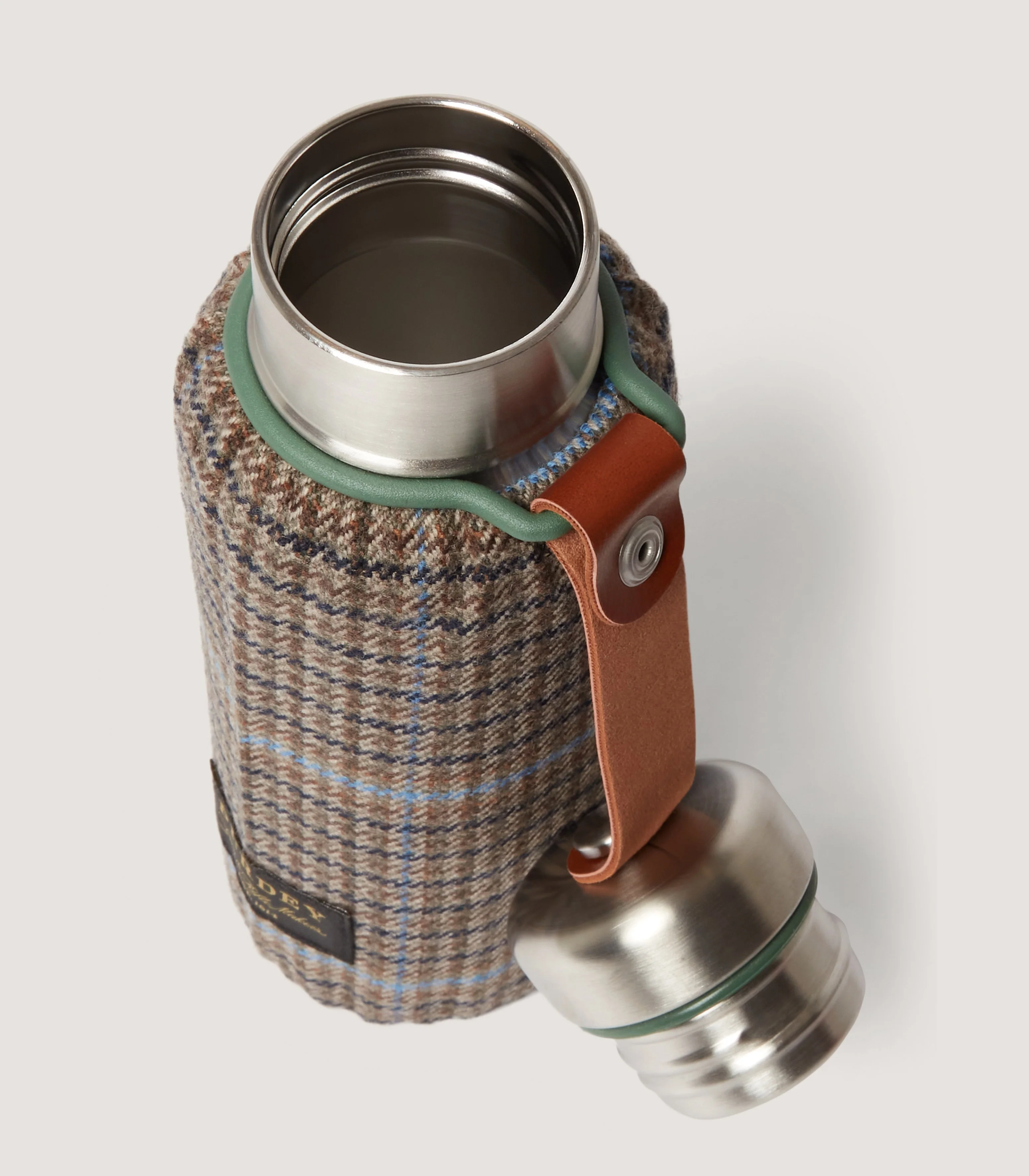 Tweed Insulated Flask in Tom Purdey Cashmere - Image 2