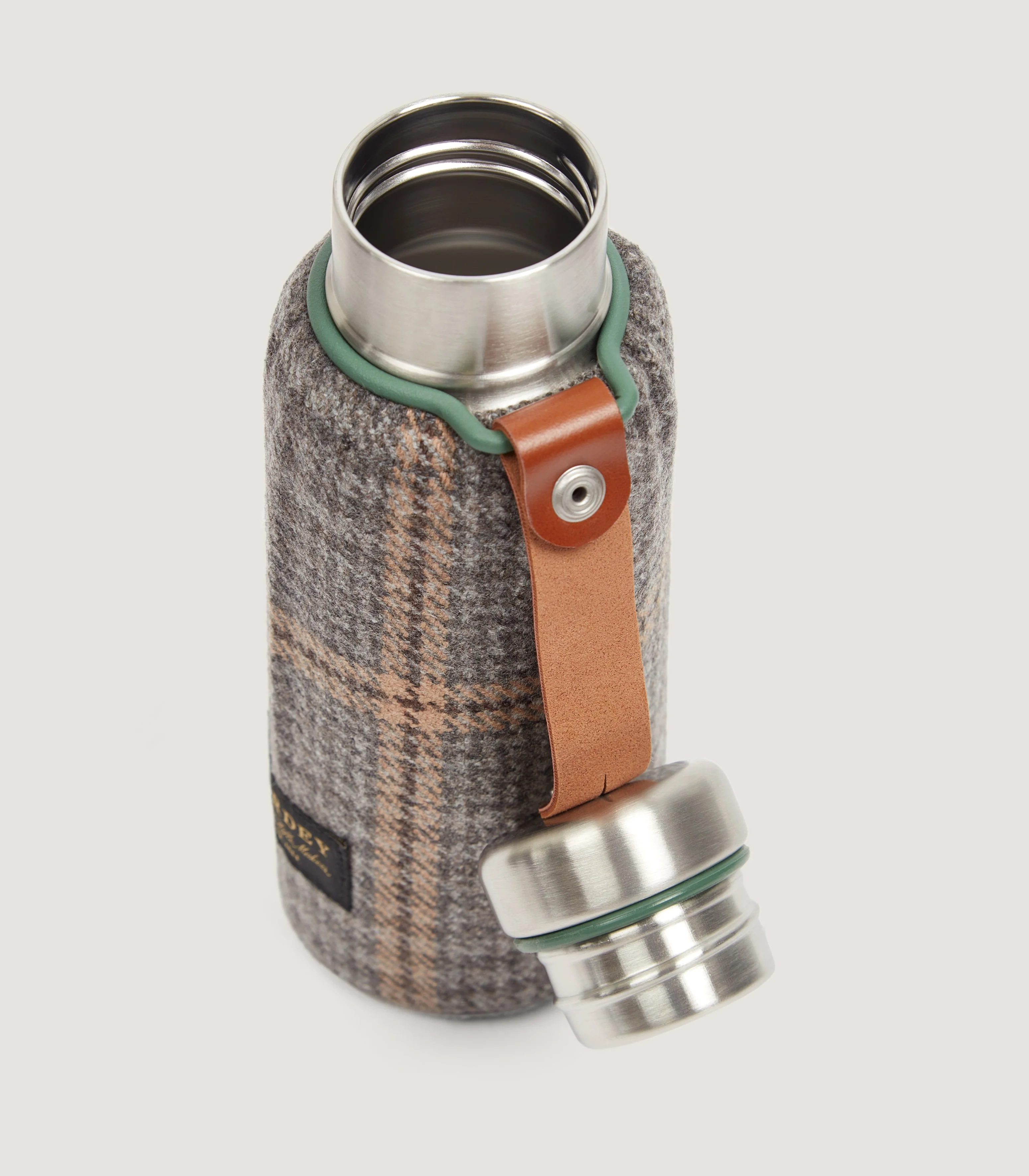 Tweed Insulated Flask in Ashkirk - Image 2
