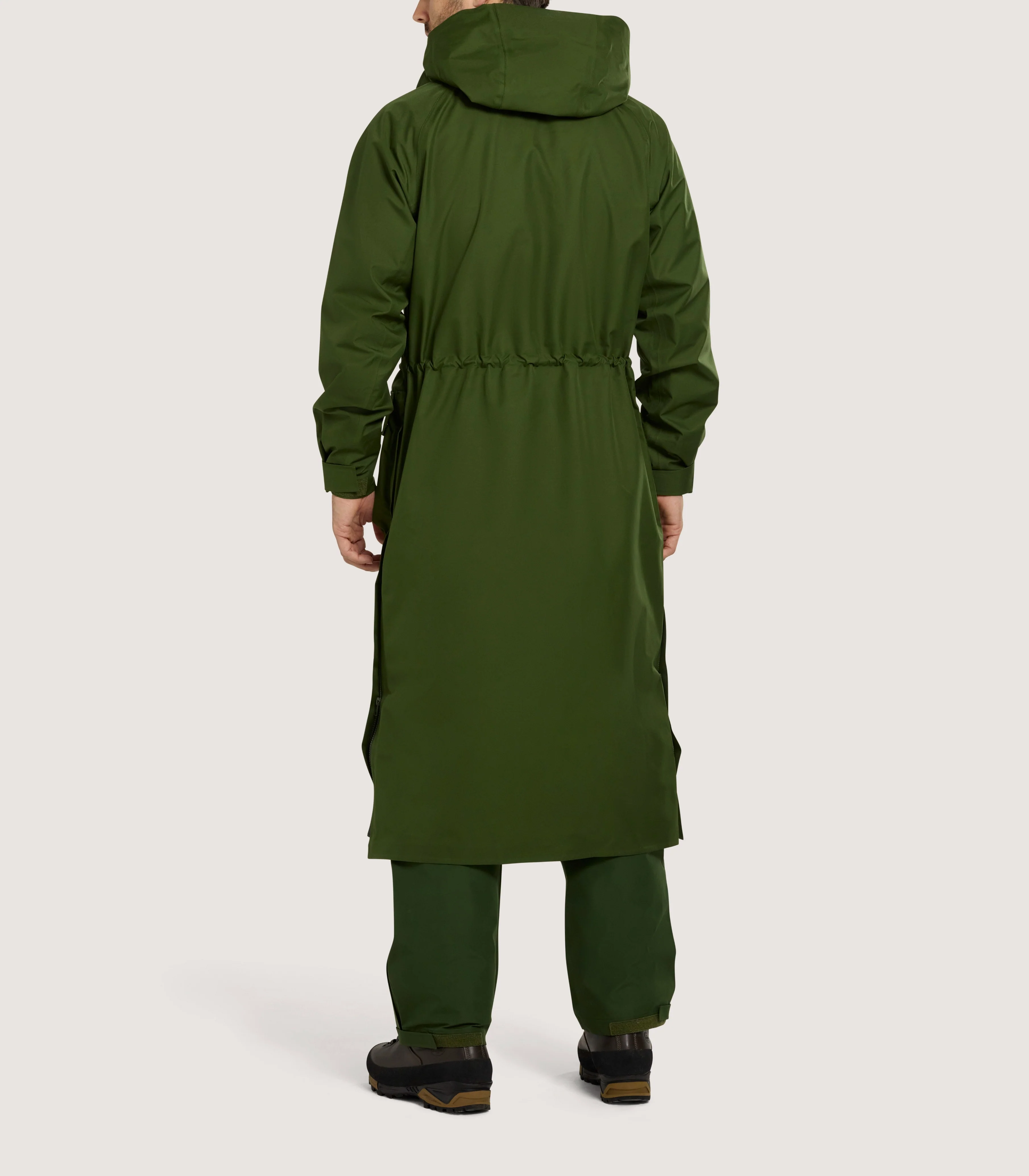 Technical Vatersay Sporting Cape In Rifle Green - Image 4