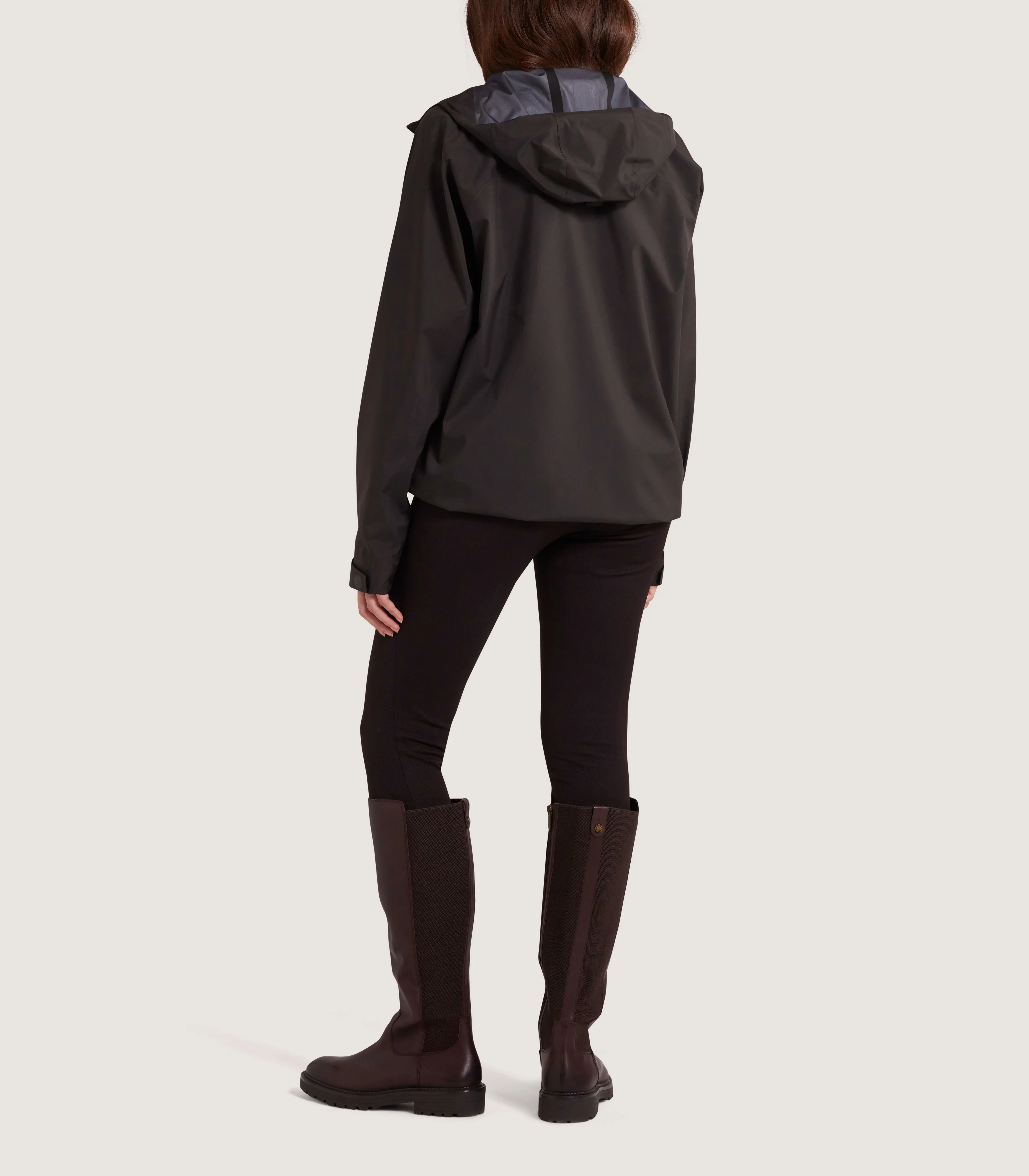 Women's Herefordshire Lightweight Jacket in Bark - Image 4