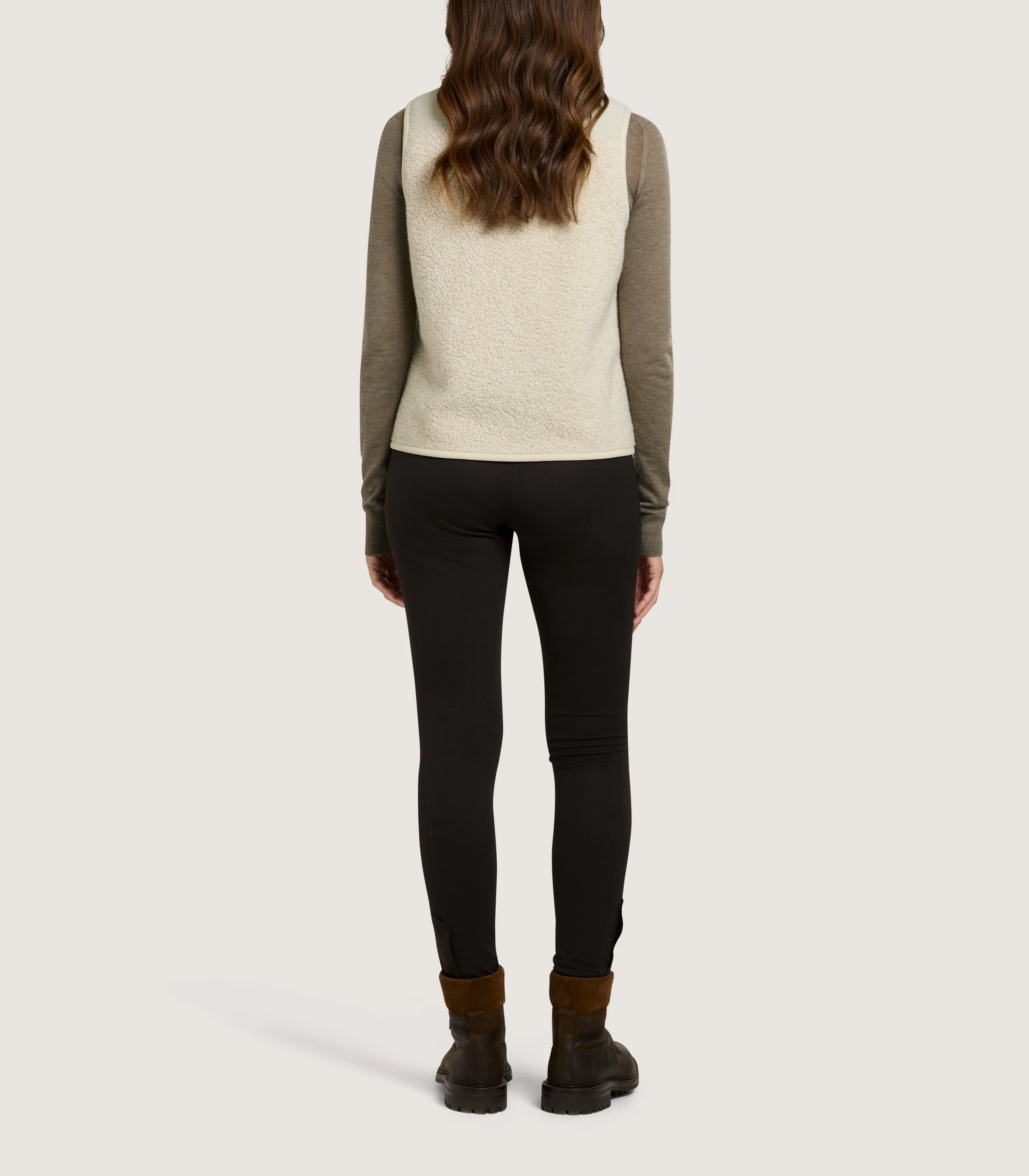 Women's Merino Lux Fleece Gilet in Taupe - Image 5